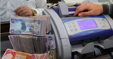مسؤول حكومي: العراق لا يفكر بتعويم العملة حاليا