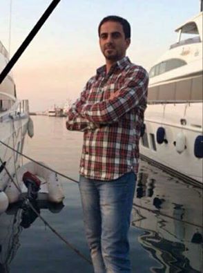 تنظيم داعش الارهابي يعدم الشاب مأمون محمد علي الخفاف داخل داره في حي الجامعة شمالي الموصل لرفضه التعاون مع التنظيم