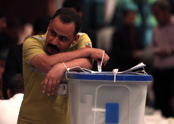 الصراع حول مجلس مفوضية الانتخابات