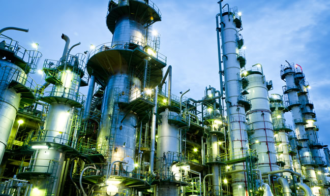 النفط: وجود اتفاق أولي مع شركة “BP” لتطوير الحقول النفطية بكركوك