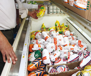 الزراعة تحظر استيراد الدواجن والطيور من بلغاريا والدومنيك