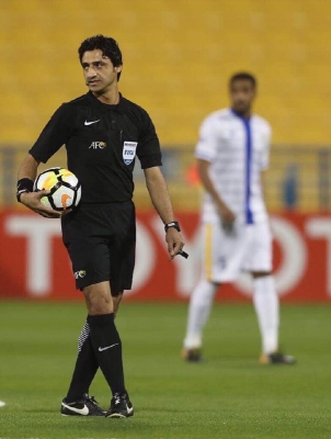 طاقم تحكيمي عراقي لمباراة آسيوية كبيرة