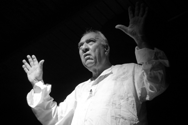 الثقافة النيابية تنعى الفنان سامي عبد الحميد