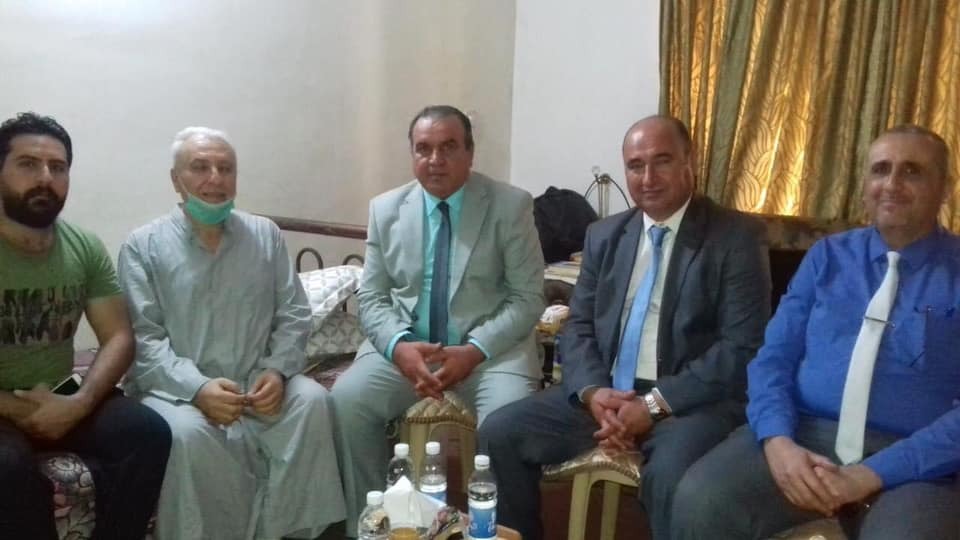 ممثلاً عن وزير الثقافة  القاصد يتفقَّد الشاعر سلمان داؤد محمد