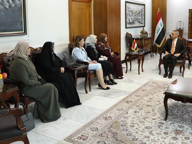 خلال إجتماعه بوفد نسوي: رئيس مجلس القضاء الأعلى يشدد على معاقبة مرتكب ‏جريمة العنف الأسري أياً كانت صفته في الأسرة