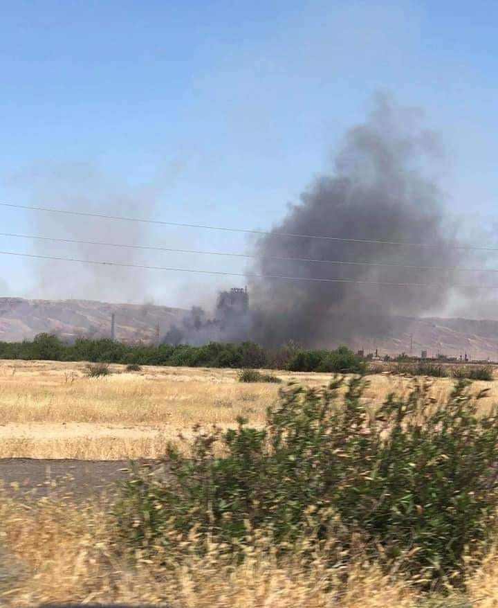 وزارة الصناعـة والمعـادن:  الحريق الذي اندلع بالقرب من مصنع الأسمدة في صلاح الدين لم يخلف اي أضرار ماديةأو معنوية