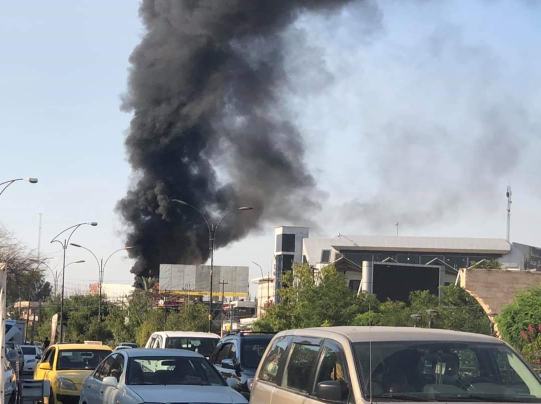 اندلاع حريق كبير في مجمع طبي شرقي الموصل