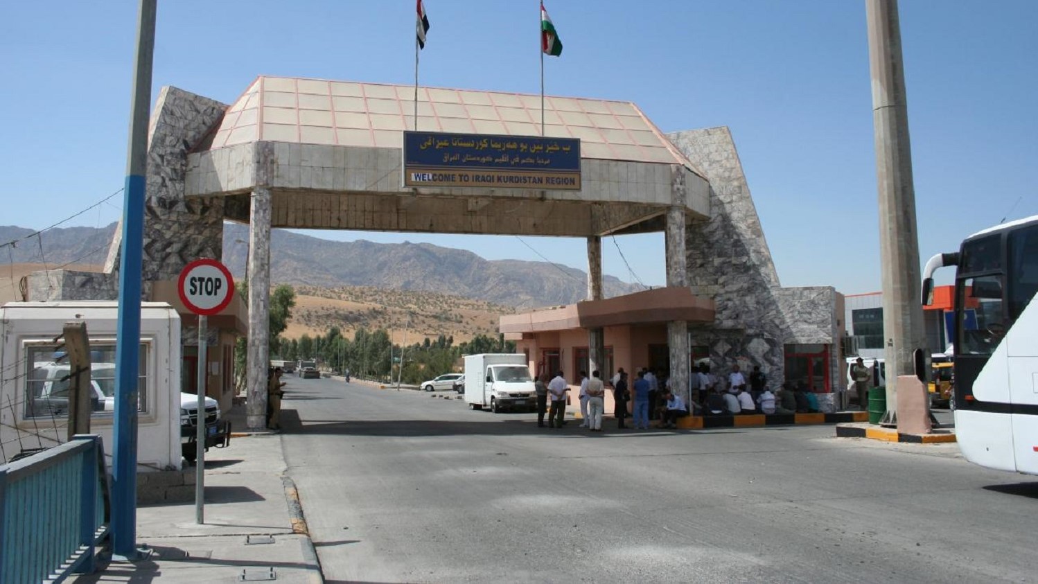 انفراجة في الأزمة.. الأمن والدفاع النيابية تعلن التوصل إلى اتفاق مع كردستان بشأن المنافذ