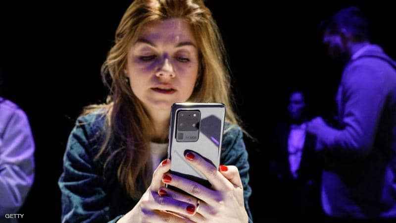 لمكافحة كورونا.. “سامسونغ” توفر خدمة تعقيم للهواتف مجانا