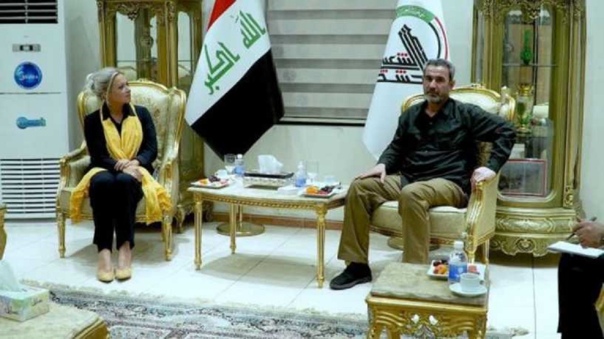 “الخالة أم فدك” تشغل غضب العراقيين.. الممثلة الأممية تلتقي بميليشاوي متهم بقتل متظاهرين