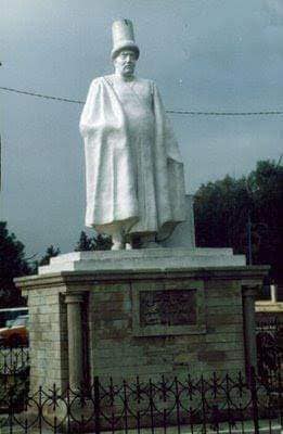 نبذة مختصرة عن النحات فوزي اسماعيل رائد