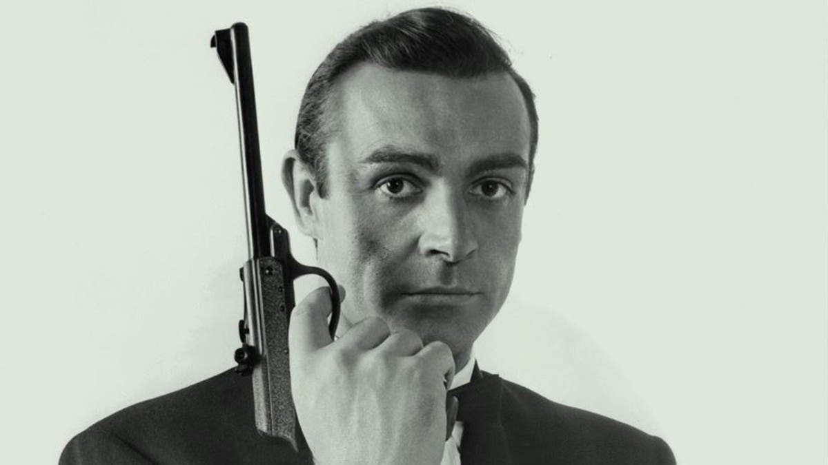 بيع مسدس “جيمس بوند” بربع مليون دولار