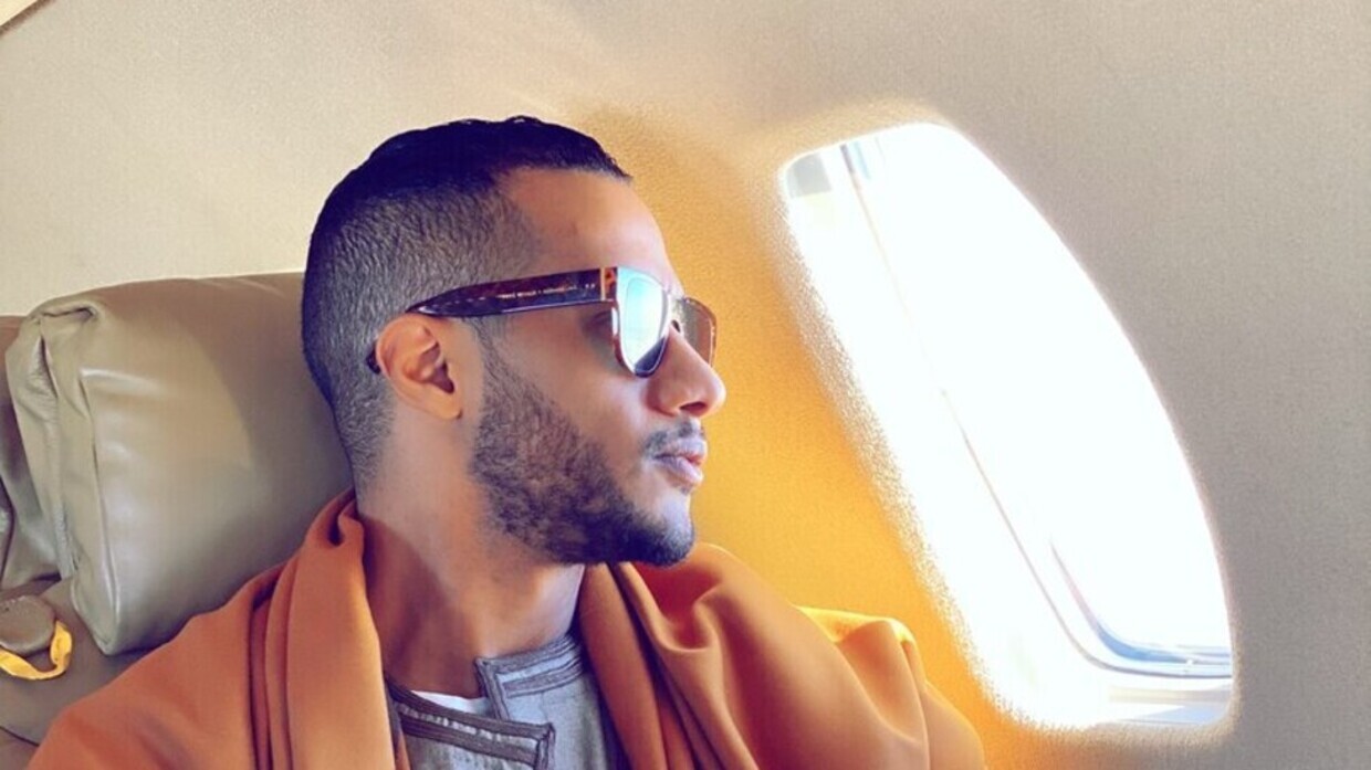 سقوط محمد رمضان على المسرح يثير سخرية وشماتة الجمهور