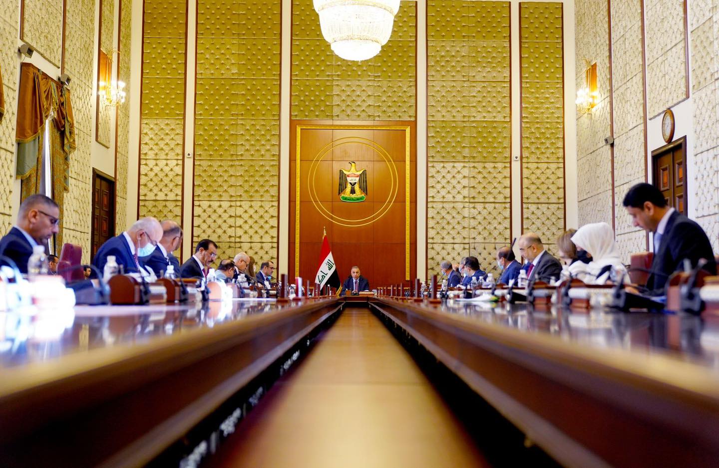عراقيون تنشر جملة القرارات المتخذة من قبل الحكومة العراقية