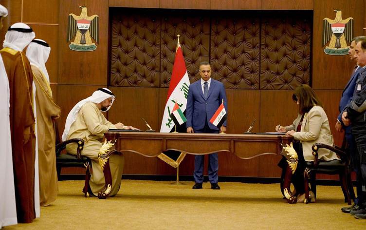 العراق والإمارات يوقعان عقد بناء 5 محطّات كهروشمسية لتوليد الطاقة