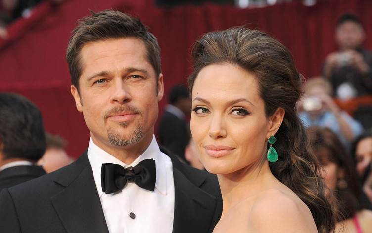 أنجلينا جولي تتهم براد بيت بتعنيف اثنين من أولادهما عام 2016