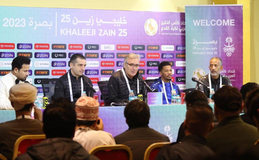 مدرب عمان يتحدى أسود الرافدين: نحن الأفضل وسنكسر قاعدة النهائي