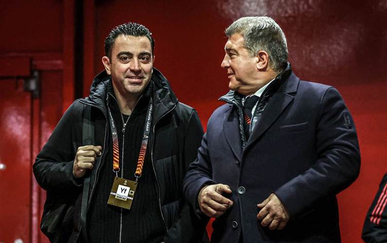 مهاجم فرنسي يرغب بالانضمام الى برشلونة