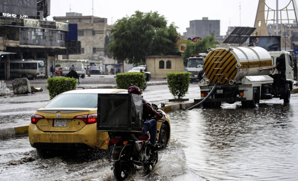 العراق يستقبل موجة أمطار رعدية