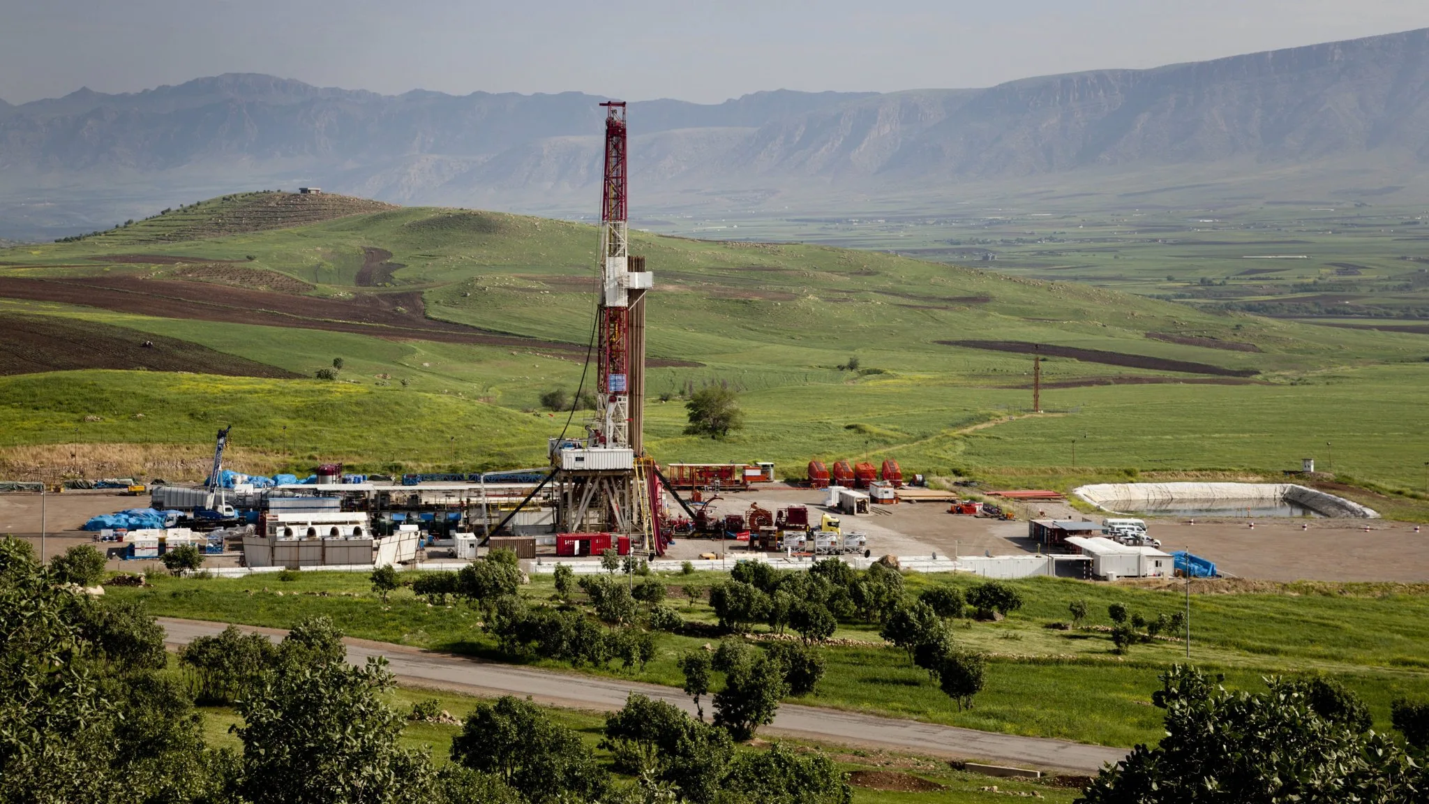 بعد 10 سنوات عمل.. شركة نفط اماراتية تبيع حصتها وتغادر حقول كردستان