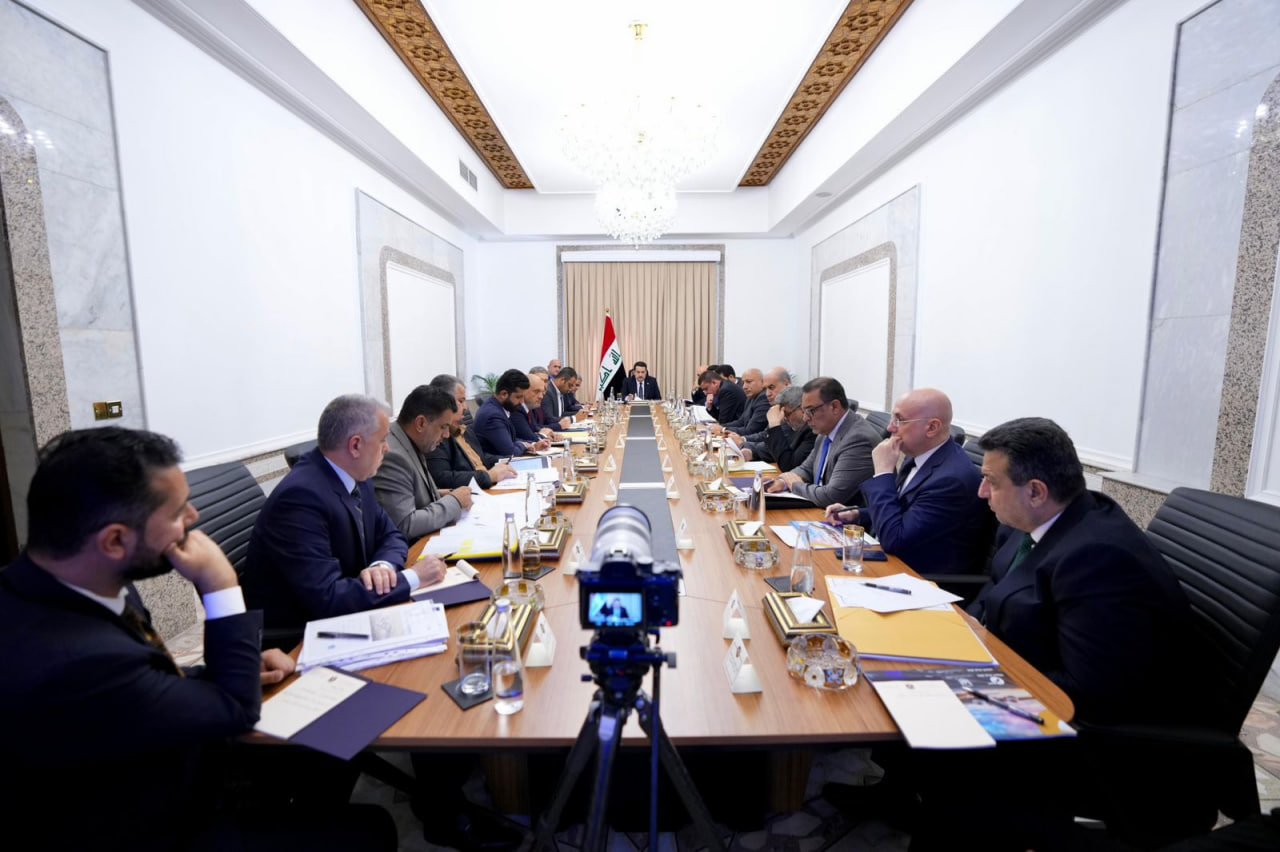 السوداني يؤكد على أهمية اعتماد المعايير الدولية في إكمال مطارات الناصرية والموصل وكربلاء