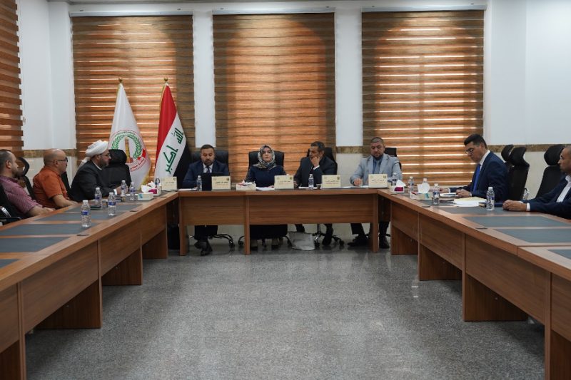 النجيفي خلال اجتماع لجنة الأوقاف والشؤون الدينية : دور فاعل وحيوي لرجال الدين في المجتمع