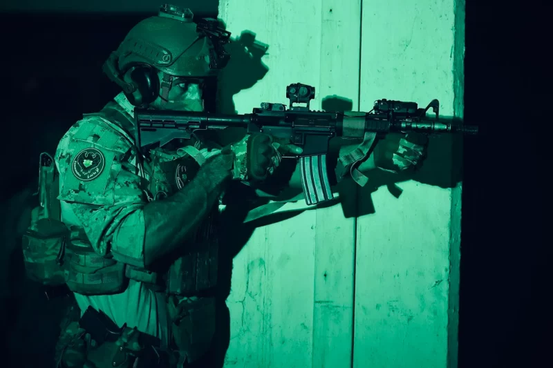 تدمير 8 أوكار لداعش بعملية مشتركة بين الجيش العراقي وكوماندو كوردستان في وادي الشاي