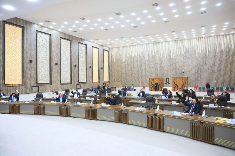 مجلس نينوى يصوّت على تفعيل قرار منع التدخين داخل المؤسسات الحكومية