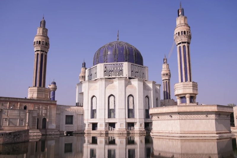 الوقف السني يُطفئ مكبرات المساجد الخارجية فجرًا بإستثناء شهر رمضان